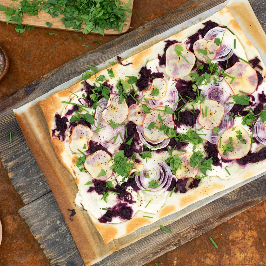 Tarte flambée al cavolo rosso