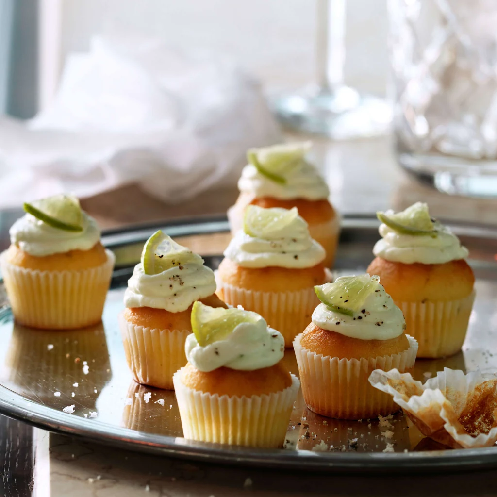 Salzige Gin-Limetten-Cupcakes mit Rosmarin