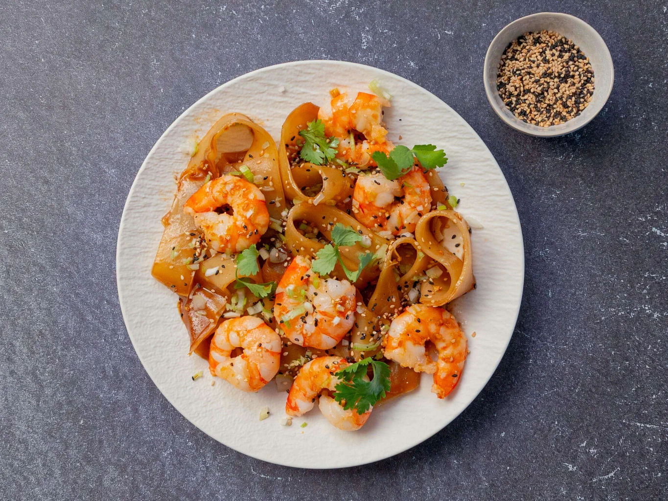 Nouilles de feuilles de riz protéinées aux crevettes