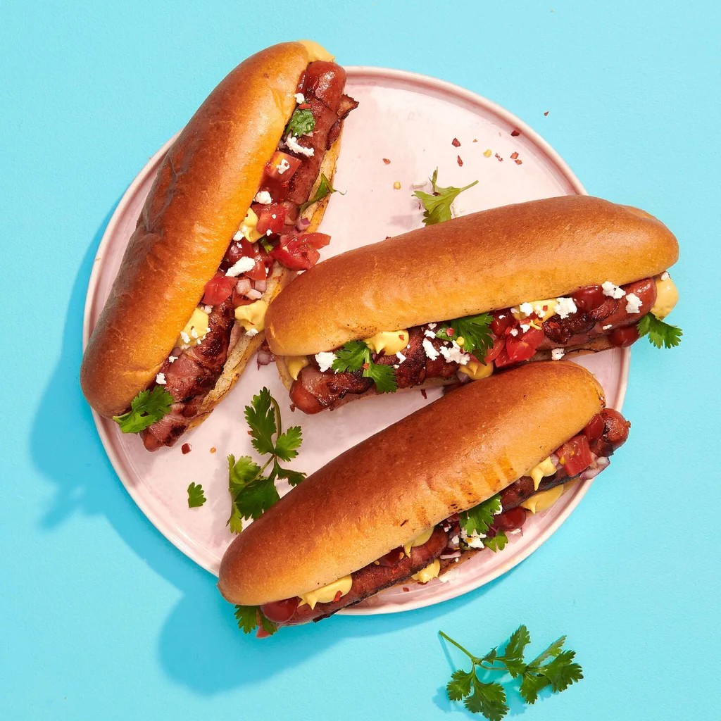 Tijuana-Hotdog mit Speckwurst