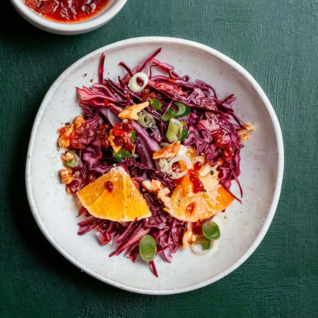 Salade de chou rouge à l'orange et aux airelles