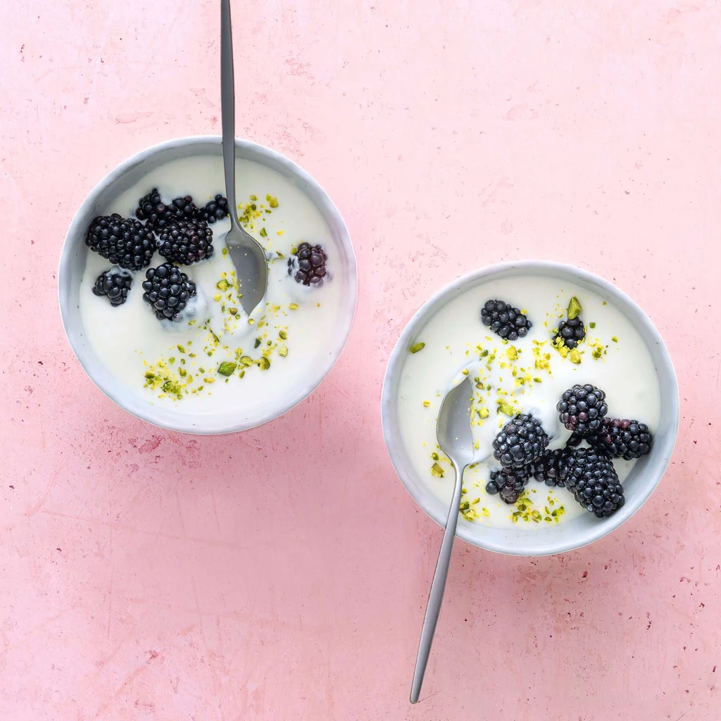 Crema di cioccolato bianco alle more