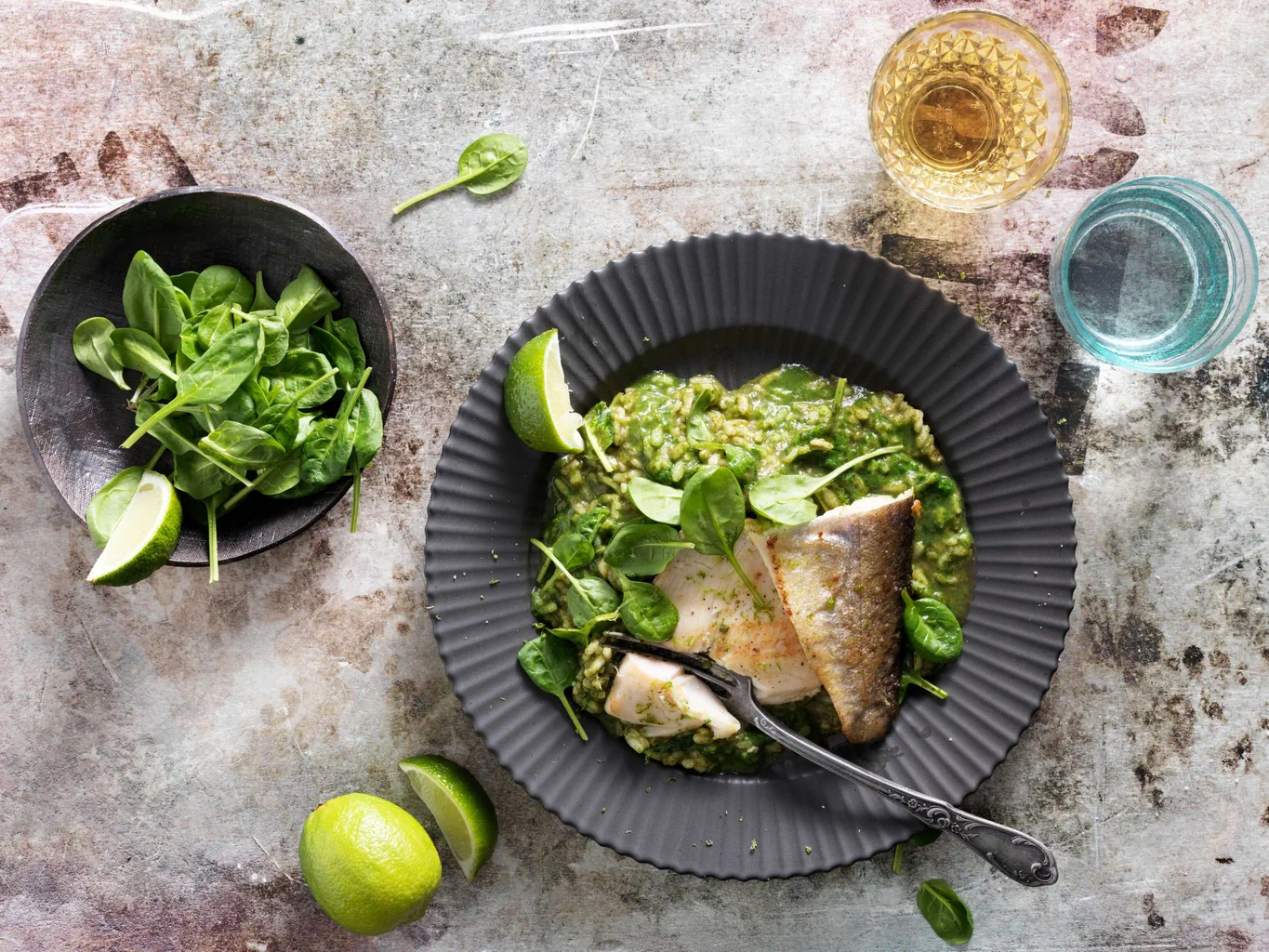 Spinat-Limetten-Risotto mit Forelle