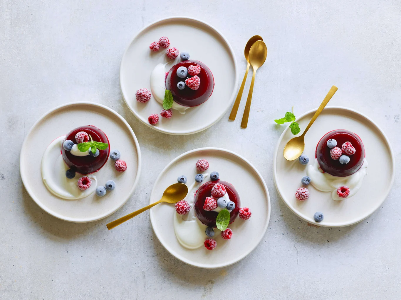 Budino alla frutta con yogurt