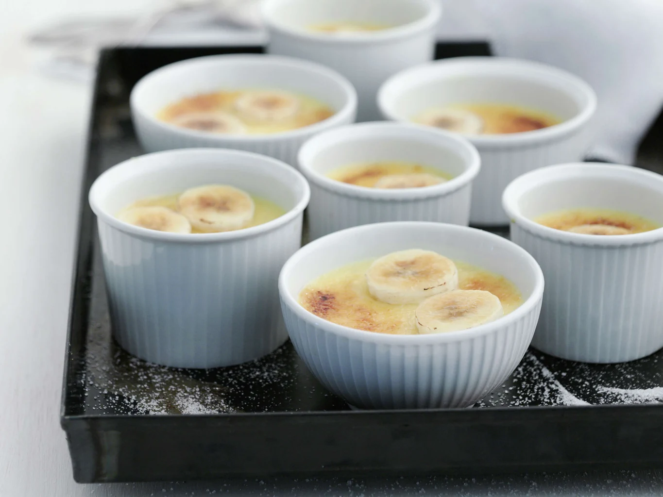 Bananen-Crème-brûlée mit Tonkabohne