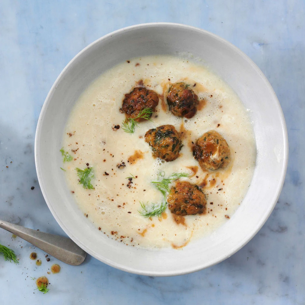 Fenchelsuppe mit Poulethackbällchen