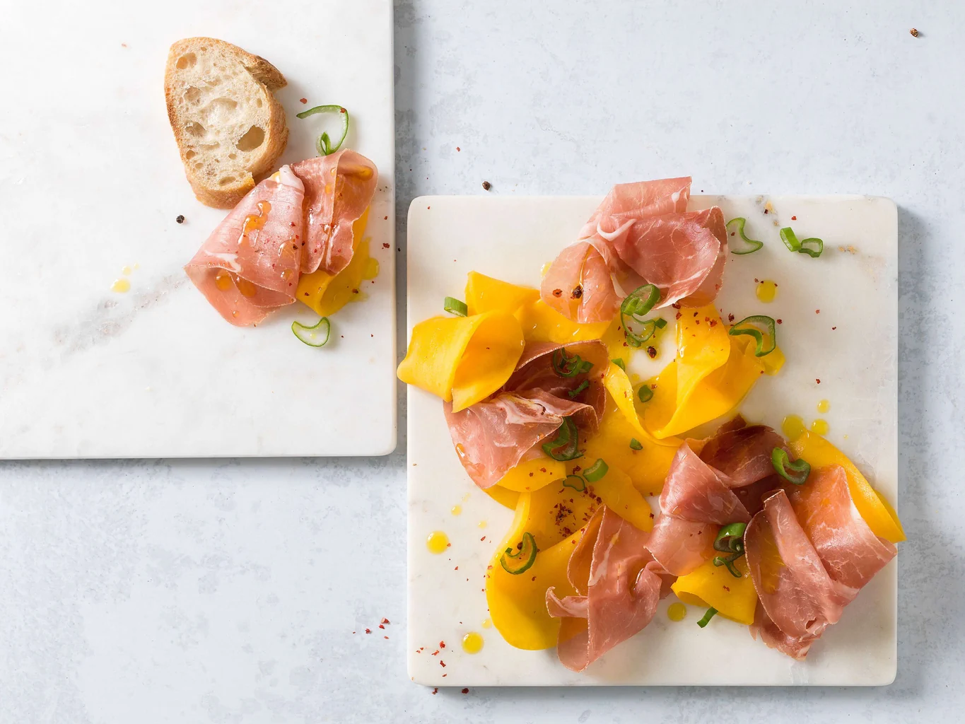 Mango-Carpaccio mit Rohschinken
