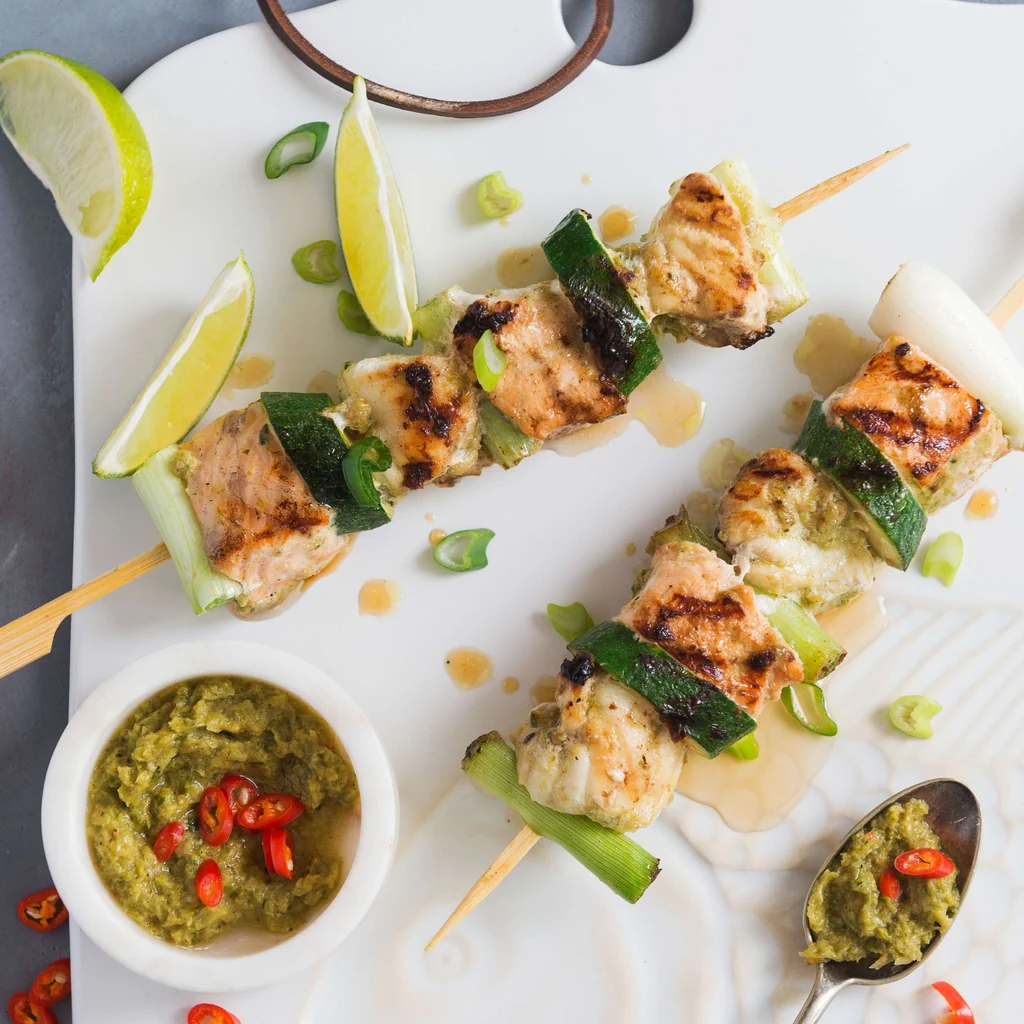 Brochette de poisson à la caribéenne sur le gril