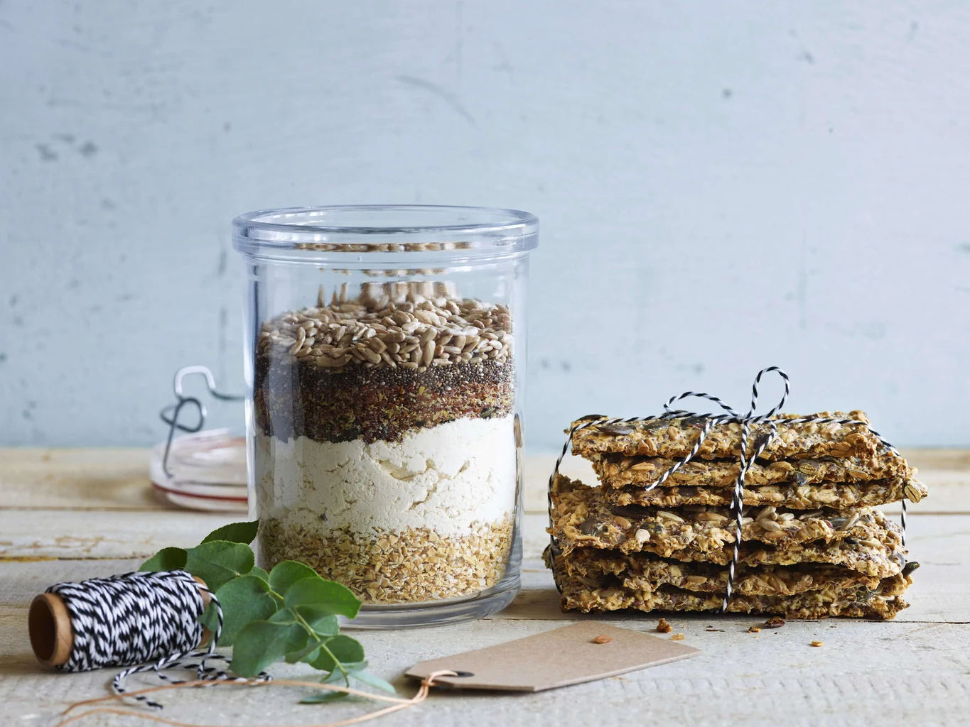 Knäckebrot mit Haferflocken