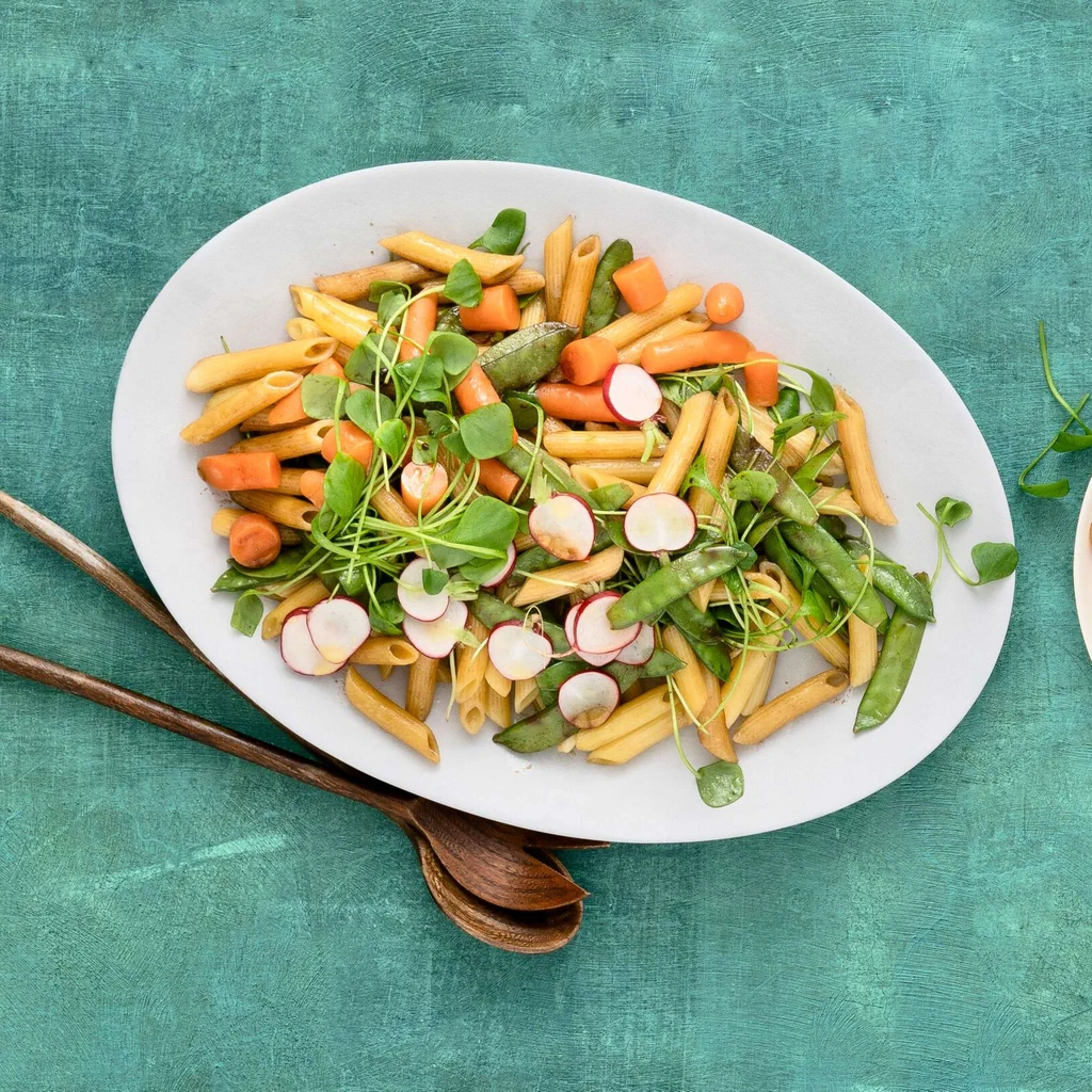 Insalata di pasta e verdure
