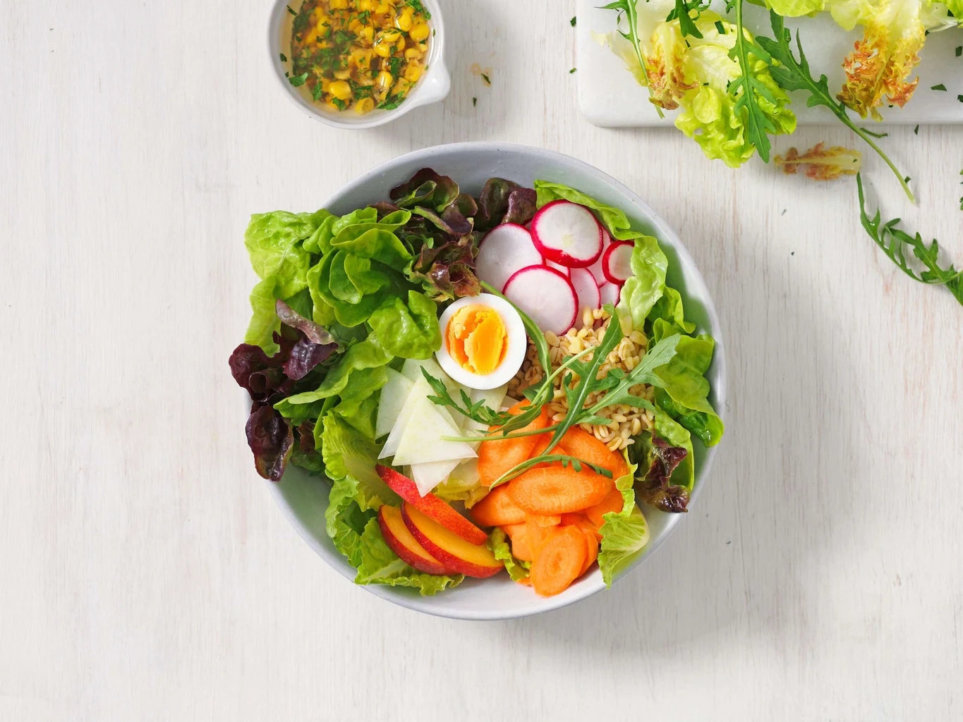 Ebly-Salat mit gehobeltem Gemüse