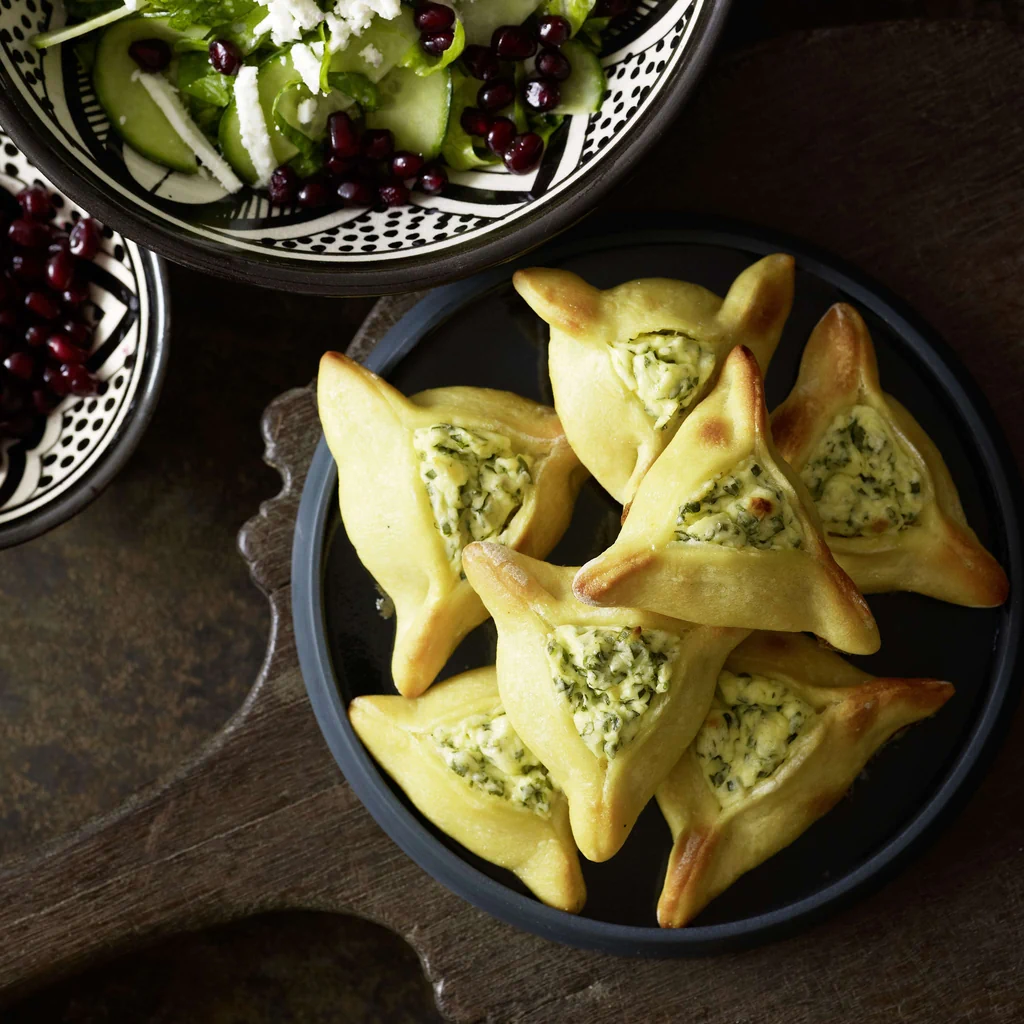 Fatayer con formaggio ed erbe aromatiche