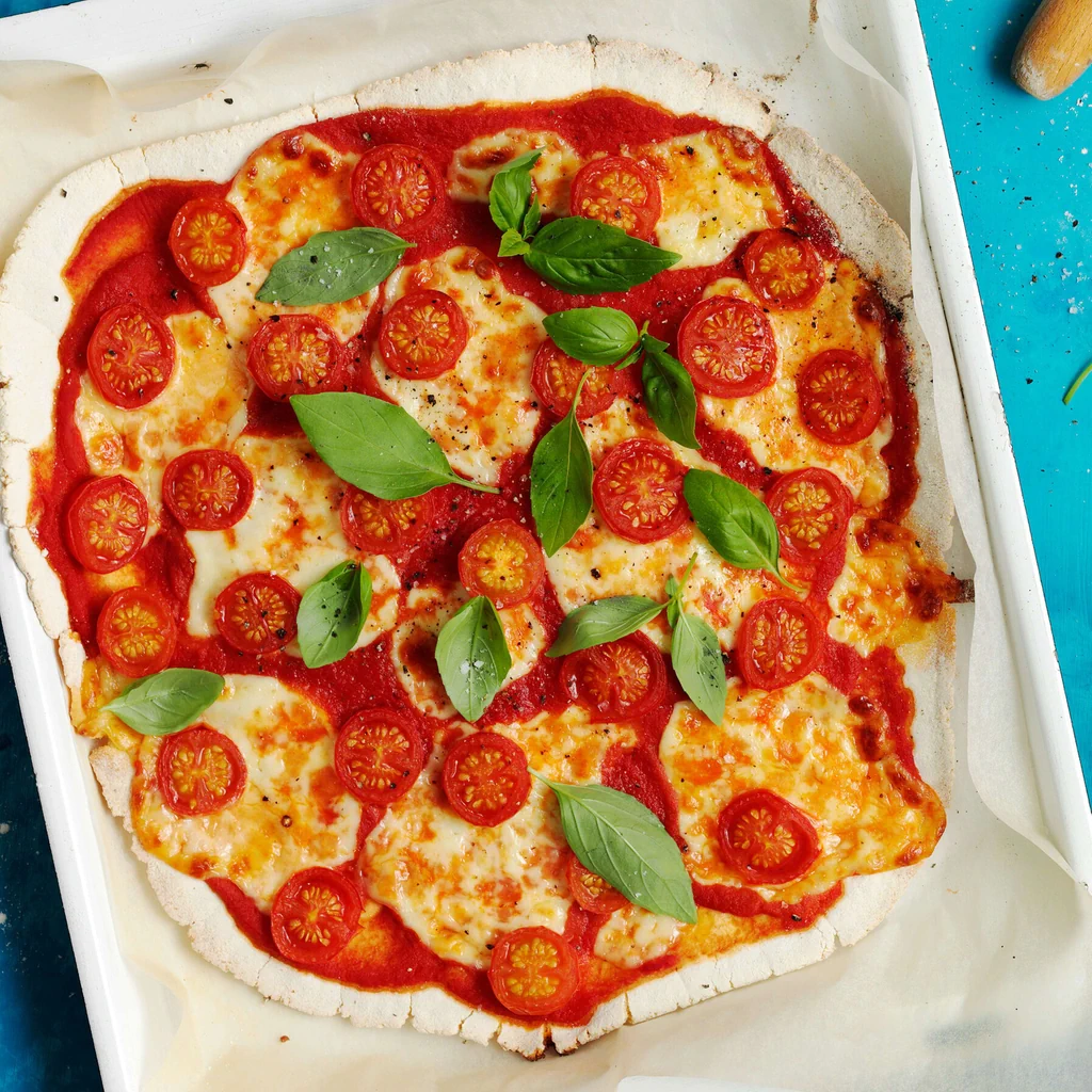 Pizza senza glutine con pomodori cherry