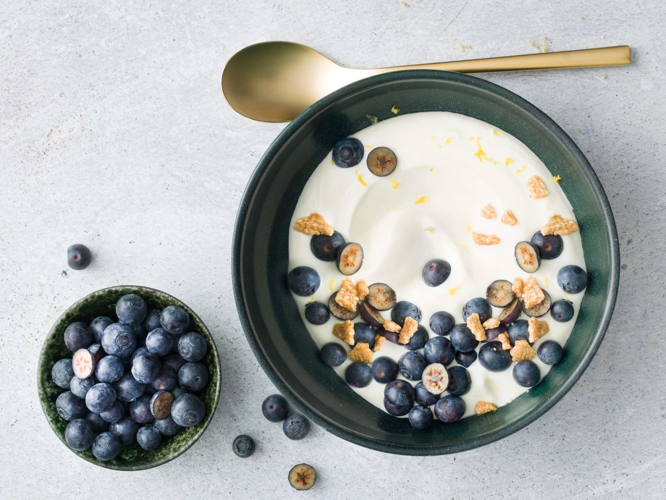 Crème au citron avec myrtilles
