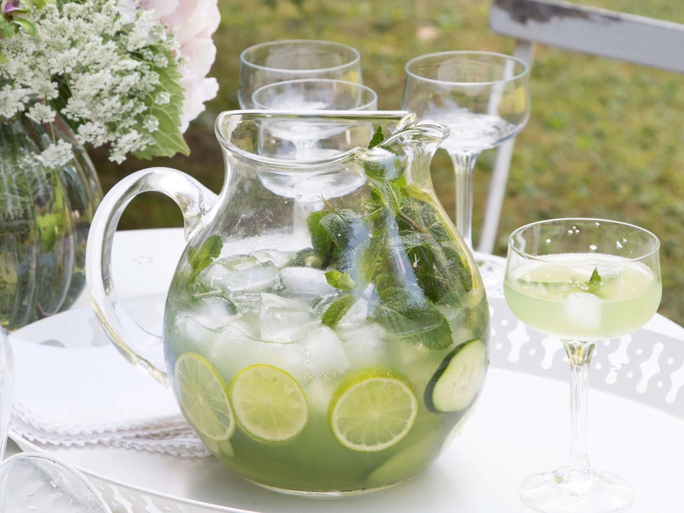 Gurken-Limetten-Bowle
