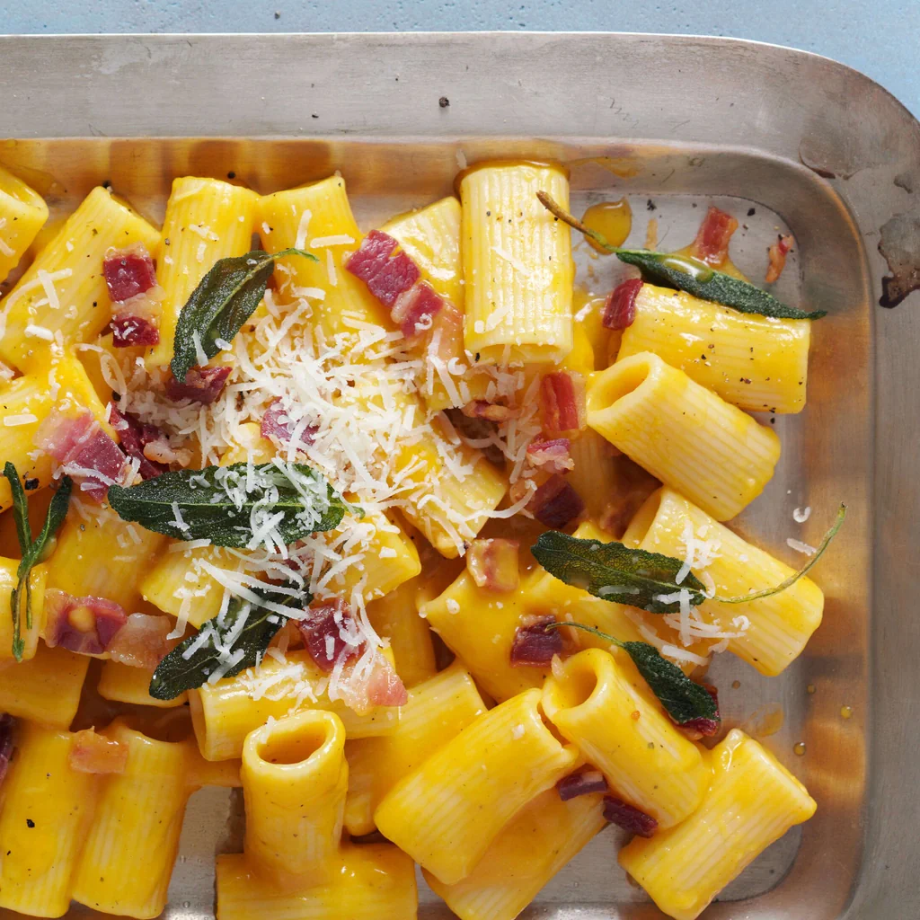 Rigatoni alla carbonara di zucca