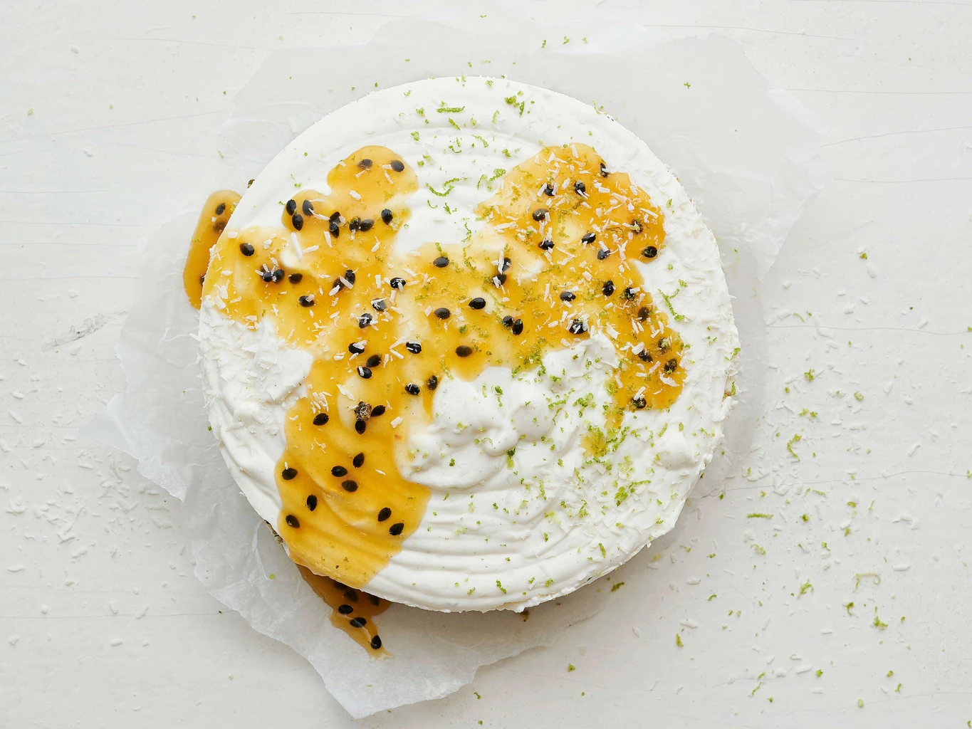 Quarktorte mit Passionsfruchtsauce