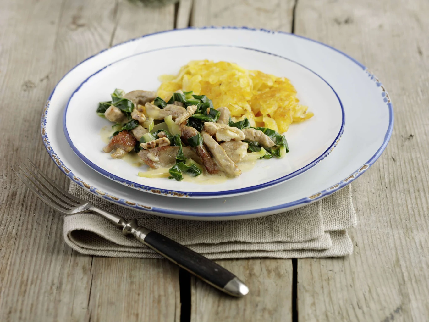 Émincé de veau aux côtes de bette et noix