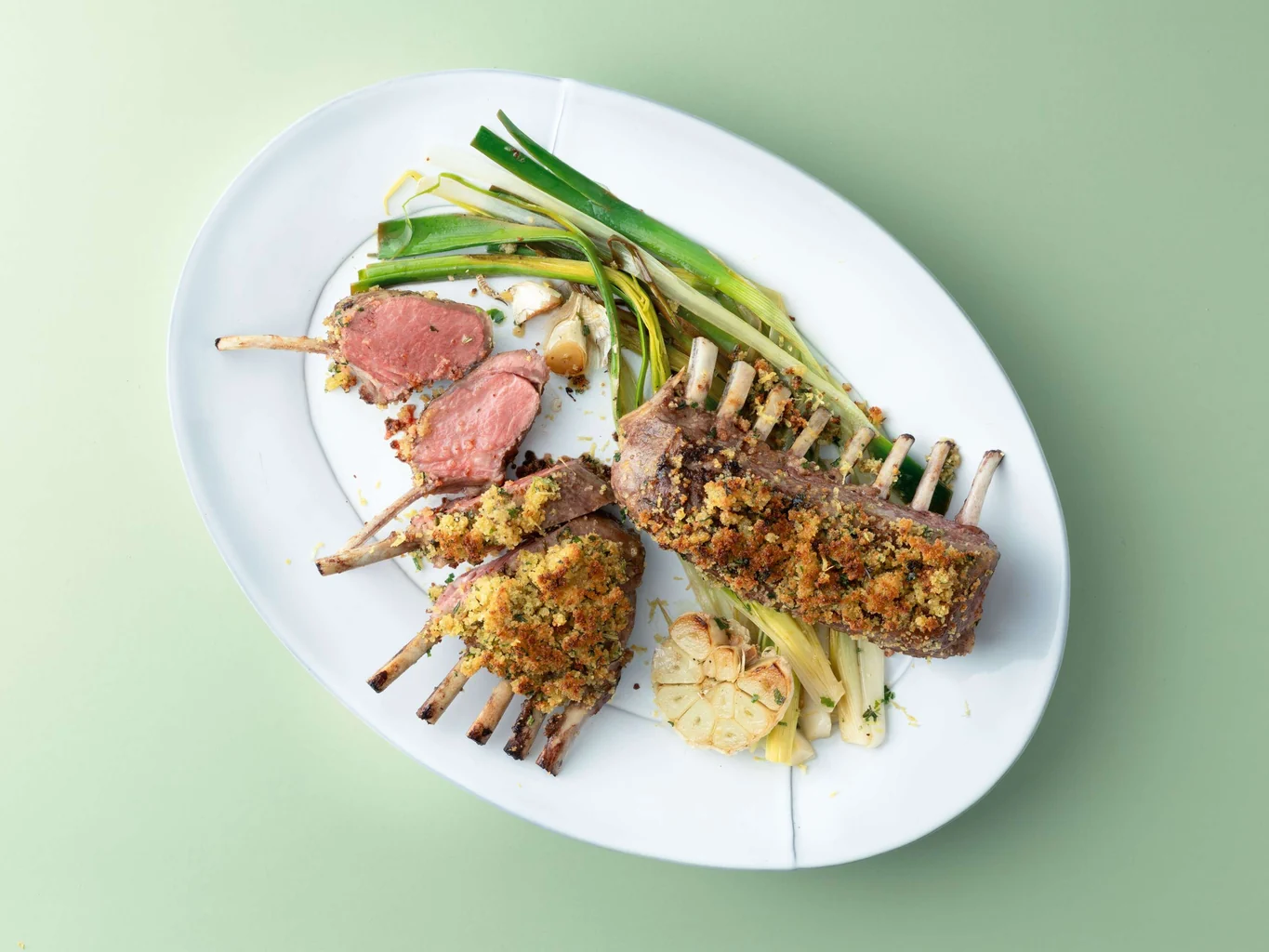 Lammracks mit Kräuterkruste