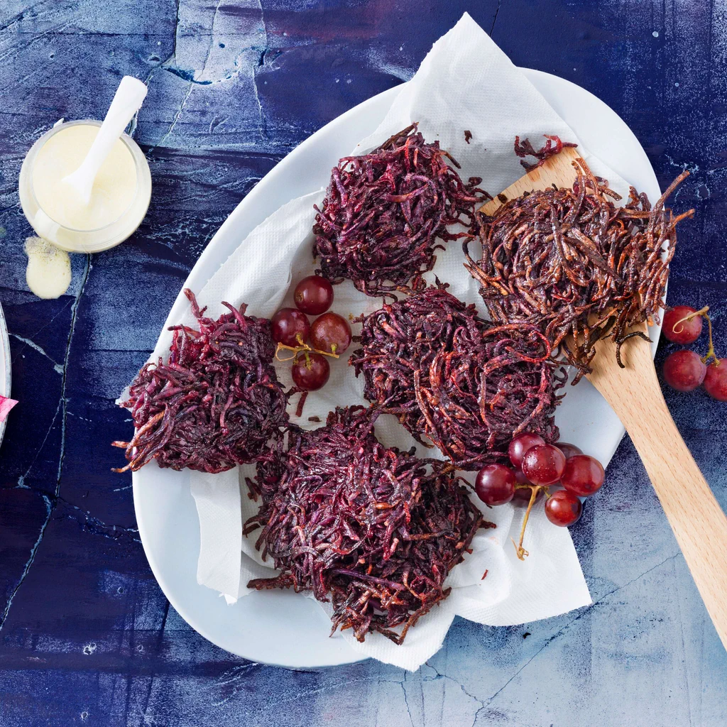 Galettes de pommes de terre et de betteraves rouges