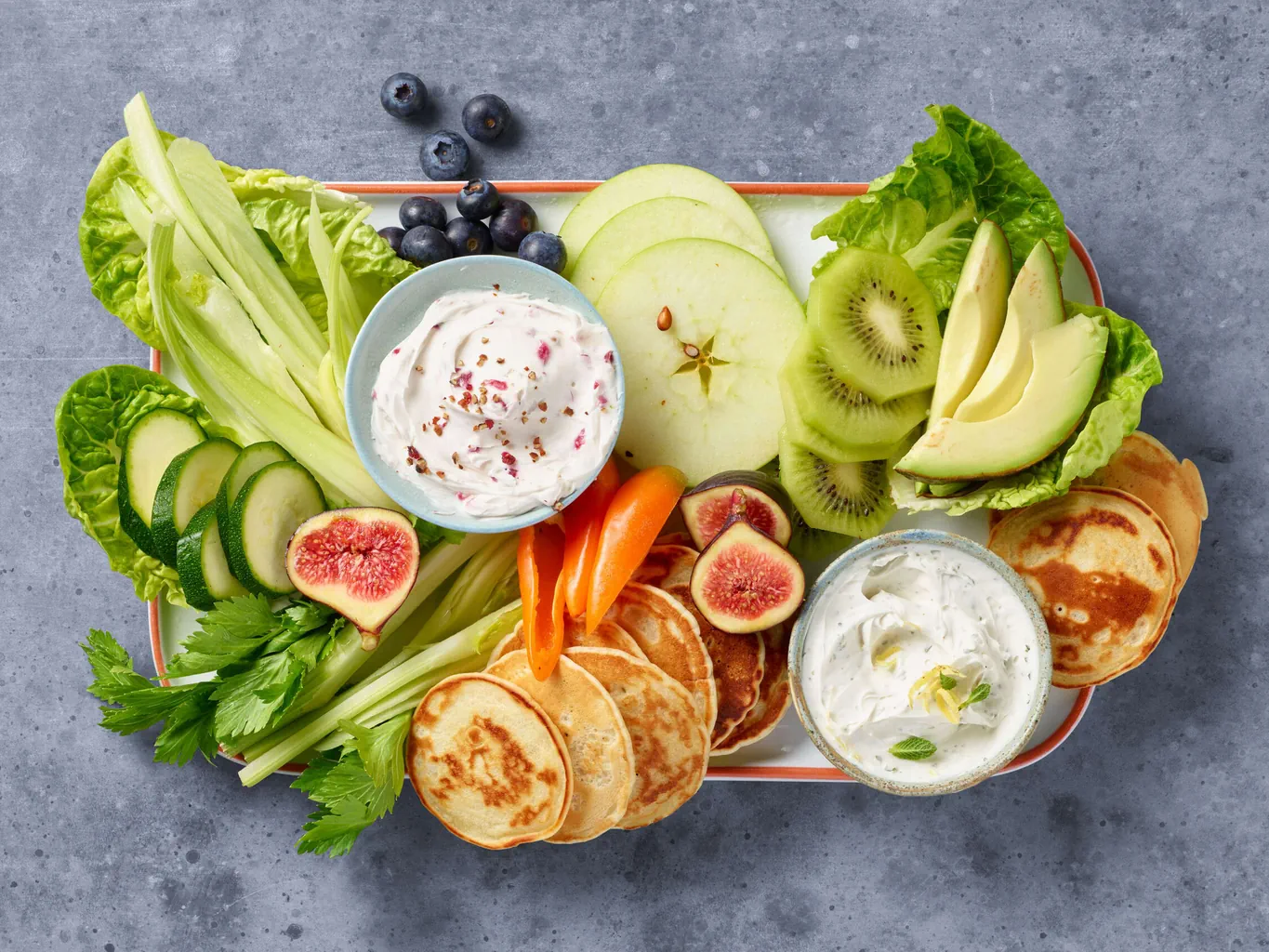 Pancake vegani con dip