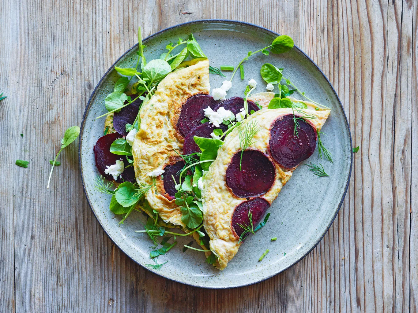 Omelette aux betteraves rouges