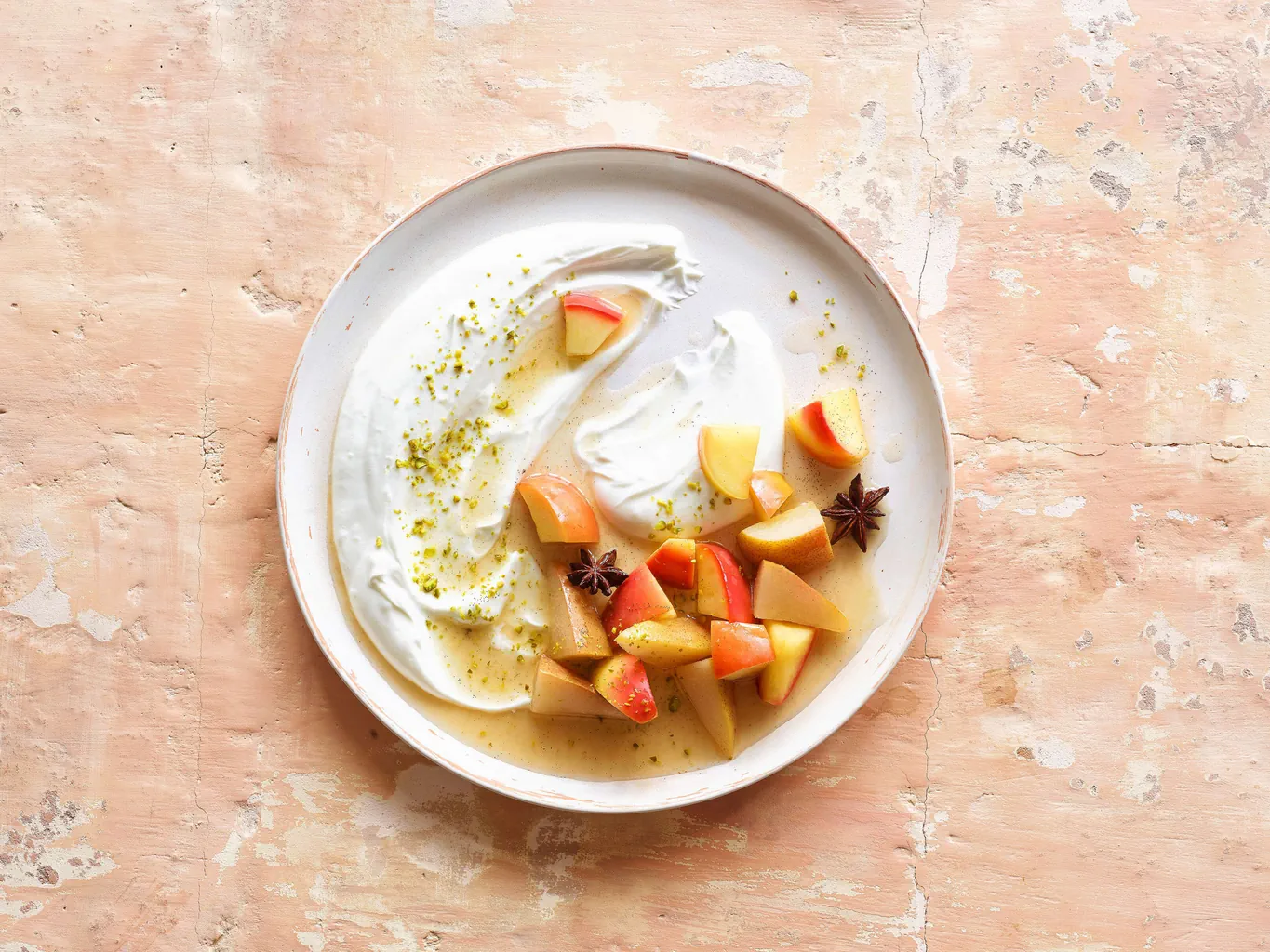 Pommes et poires au jus de citron vanillé