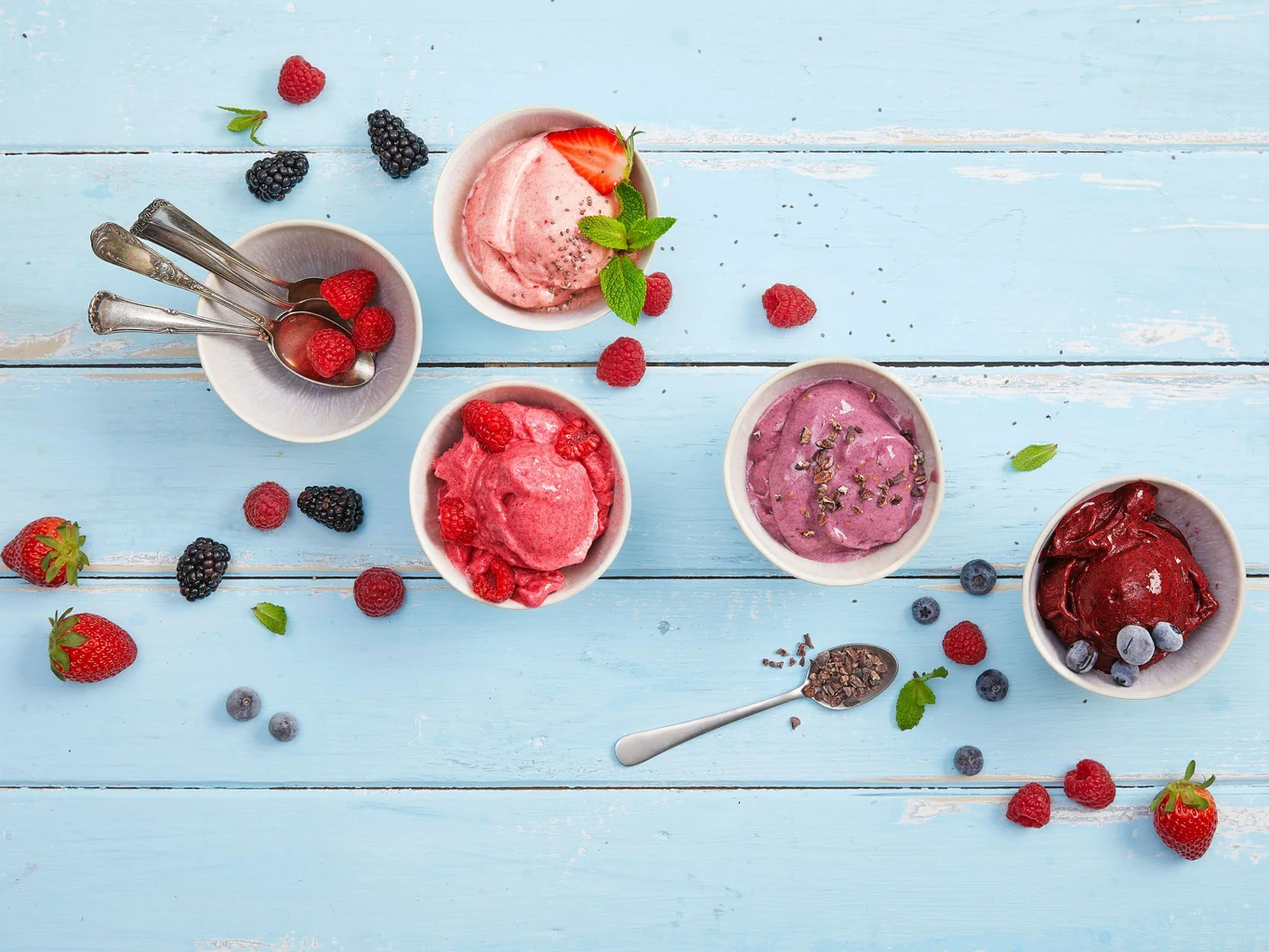Beeren-Nicecream