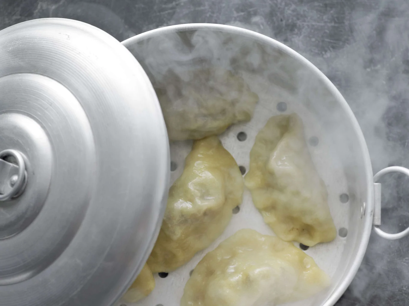 Momos con farcia al garam masala