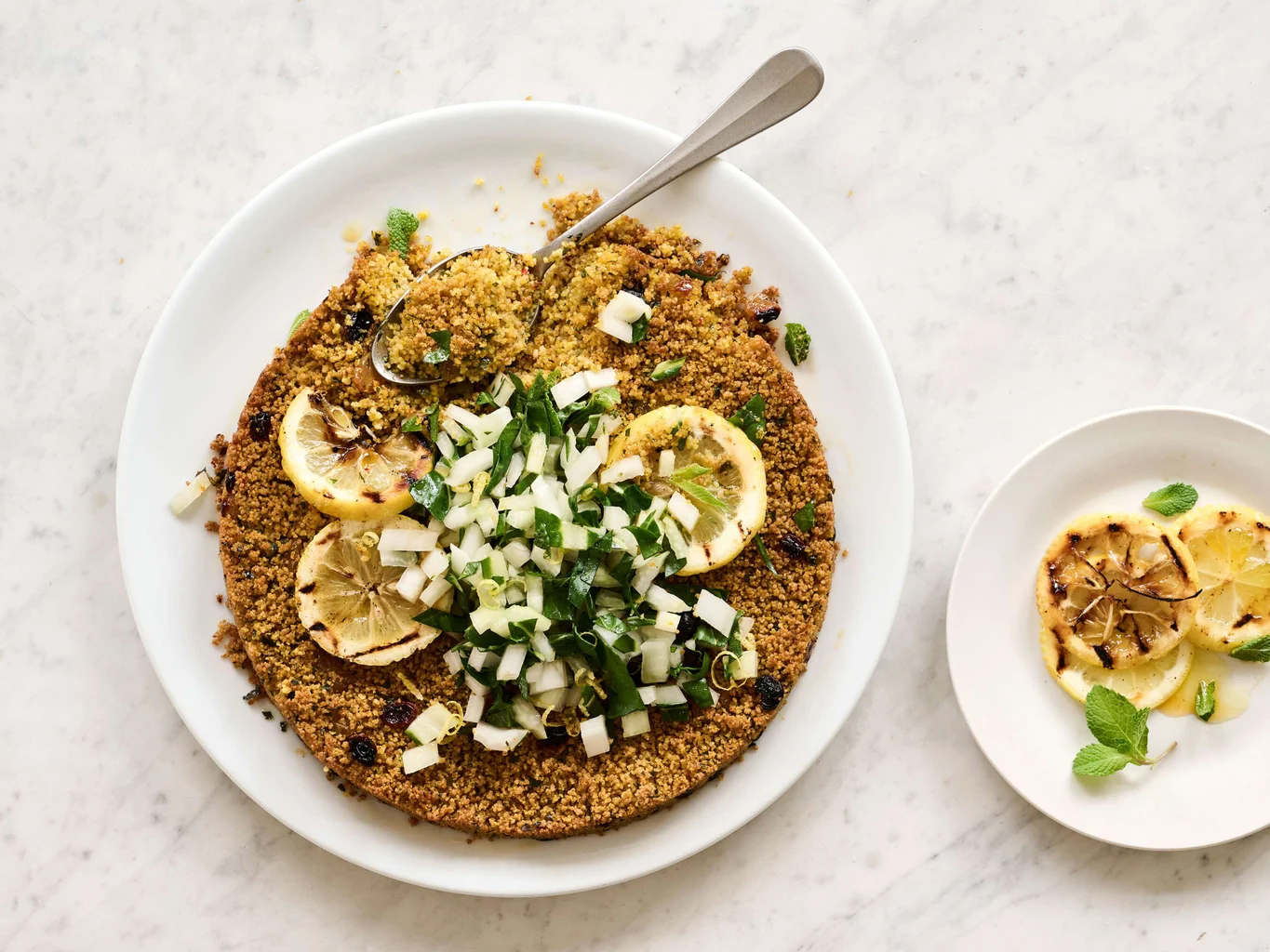 Torta di cuscus con insalata di coste