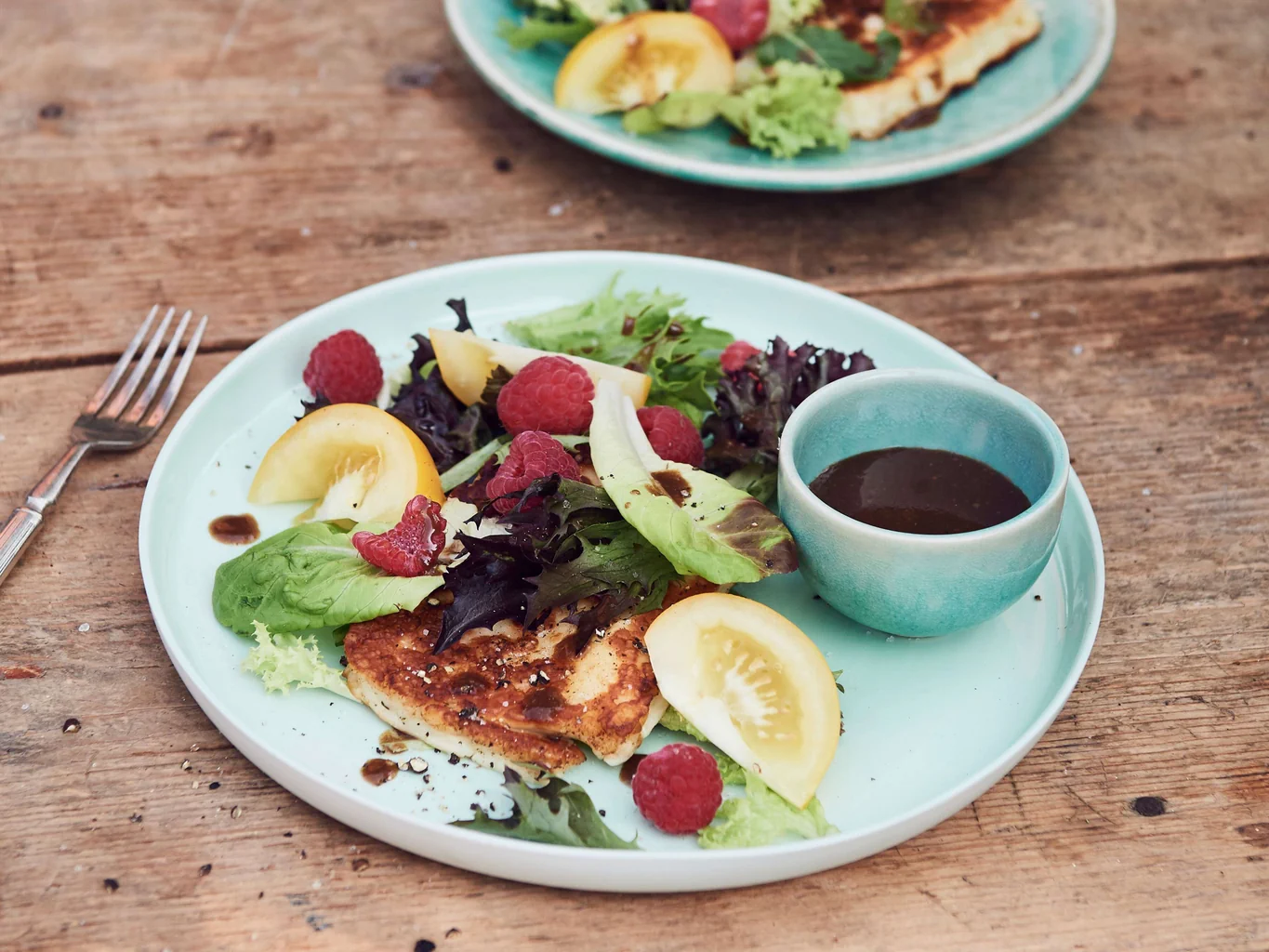 Salade avec halloumi et framboises