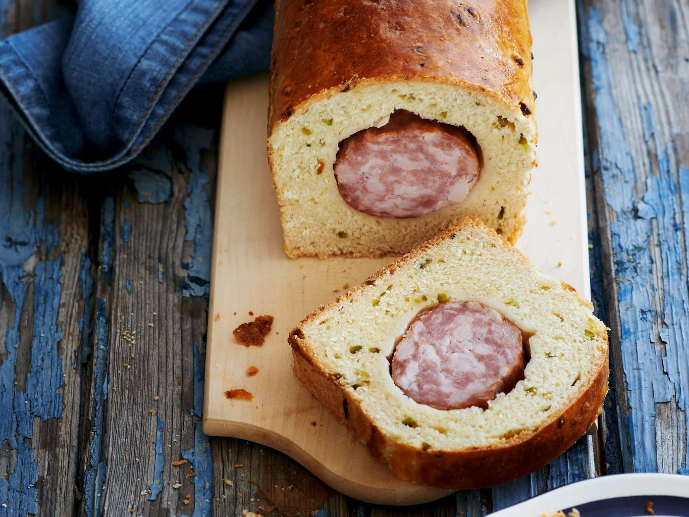 Saucisson en brioche pistachée 