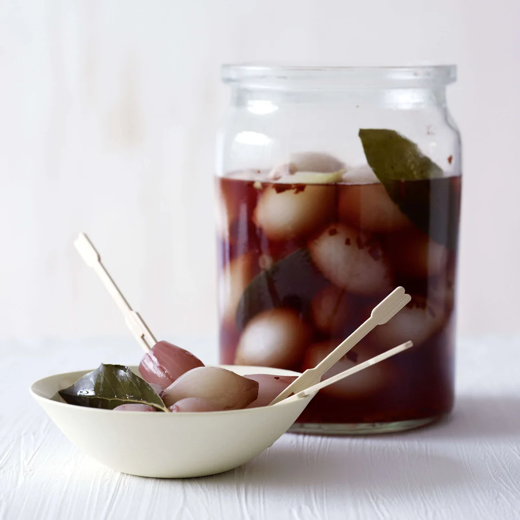 Petits oignons au vin rouge