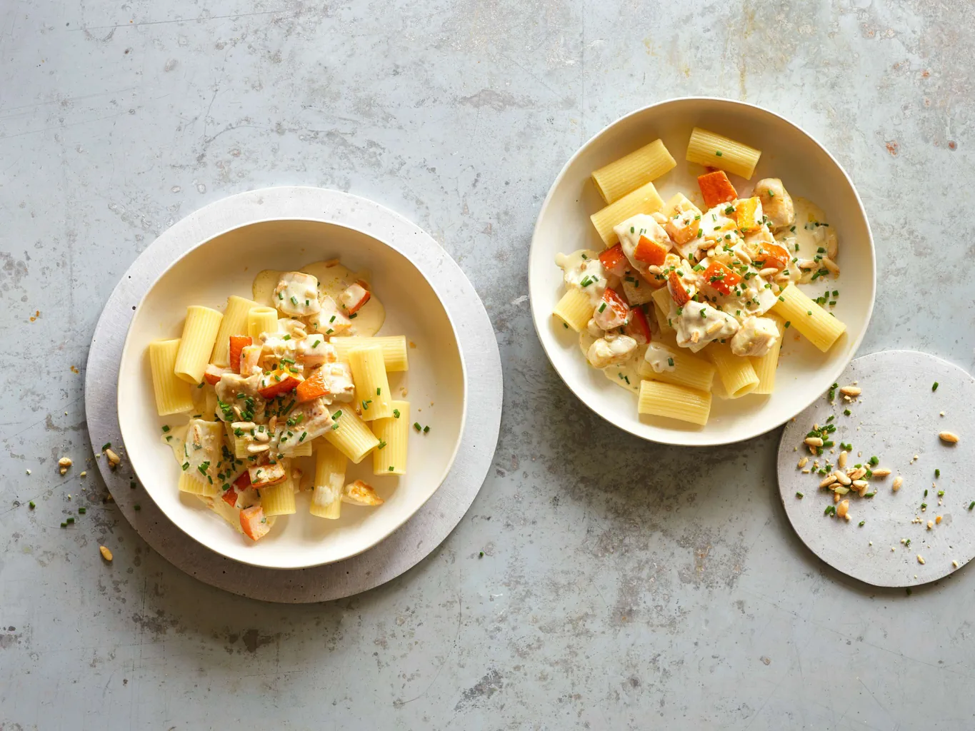 Rigatoni mit Poulet und Kürbis