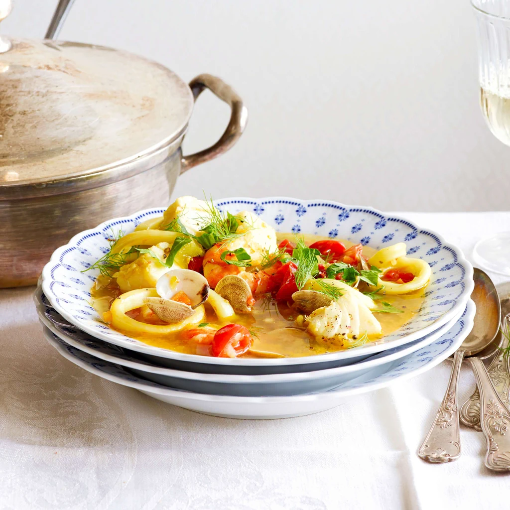 Zuppa di pesce allo zafferano