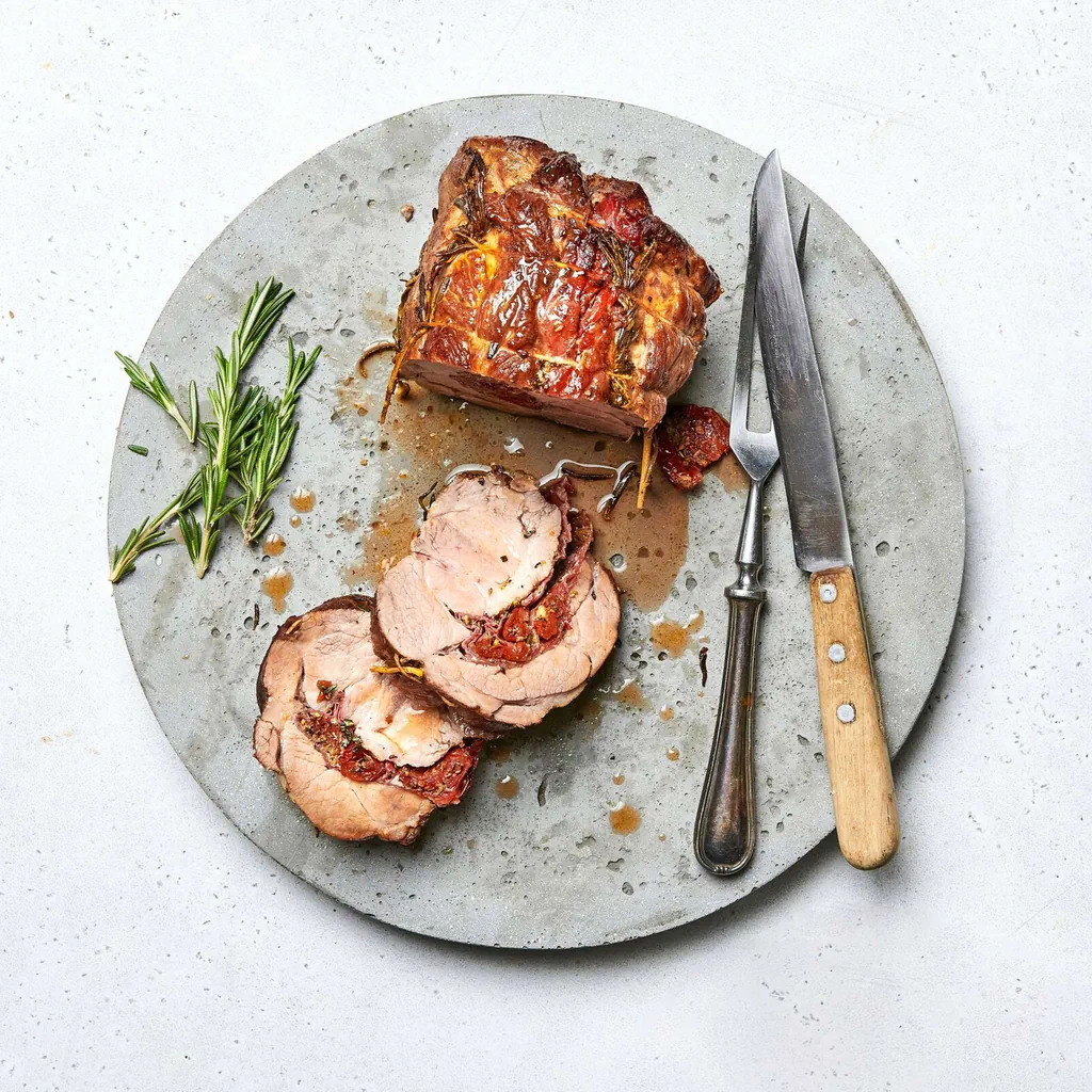 Gefüllter Schweinsbraten