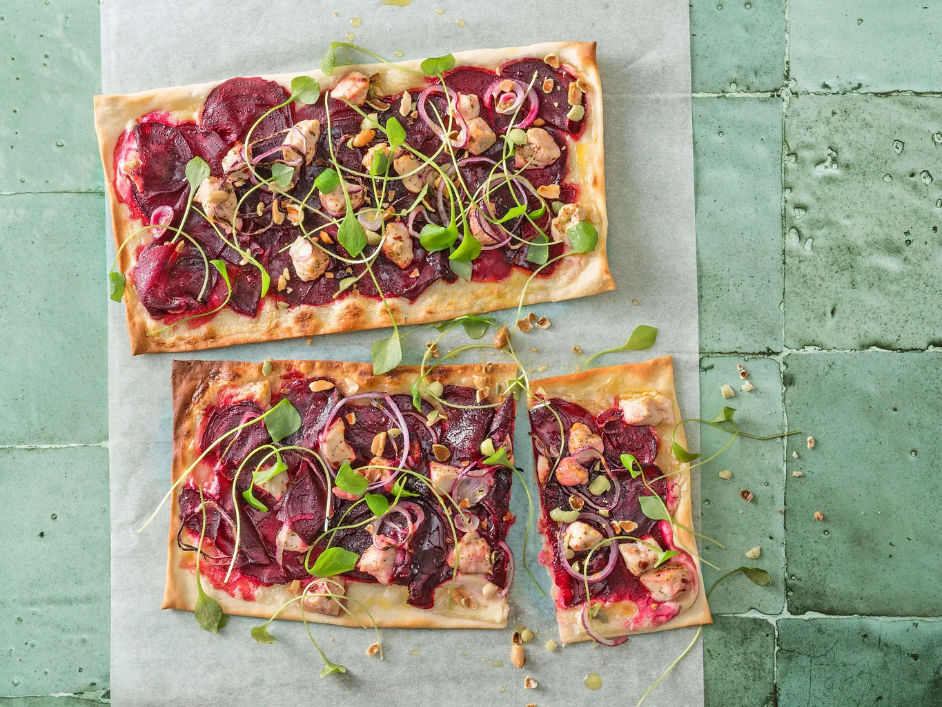 Randen-Flammkuchen mit Poulet