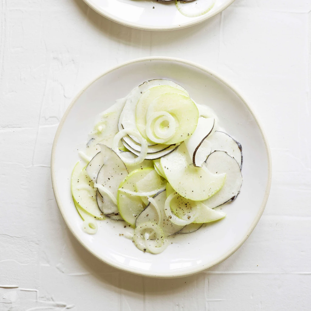 Winterrettichsalat mit Apfel