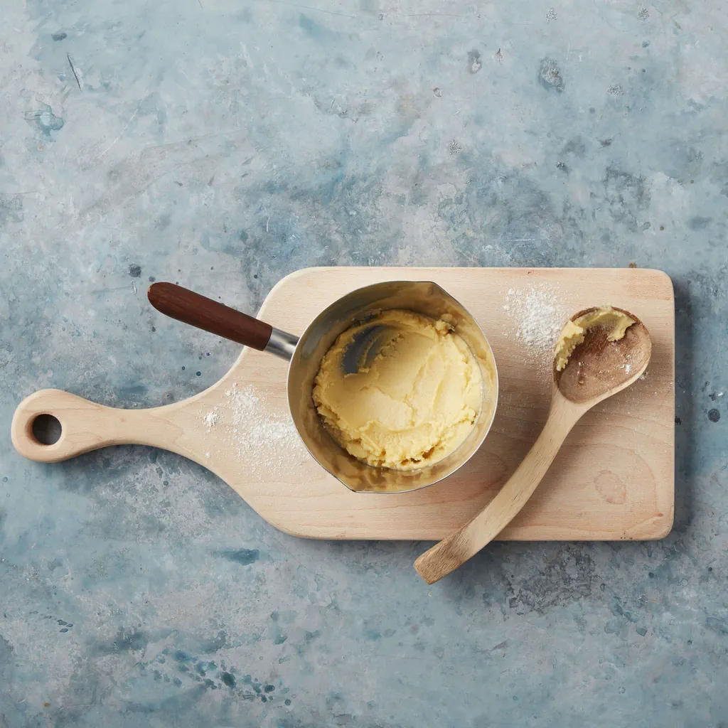 Roux (composto di burro e farina)