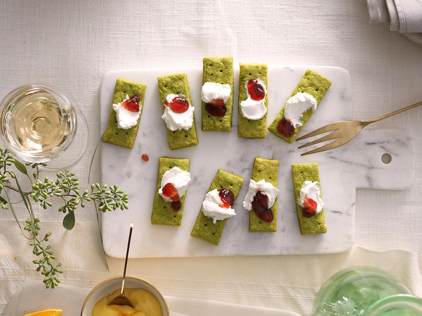 Sablés aux fines herbes avec fromage de chèvre