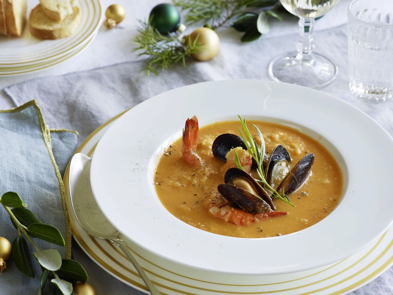 Bisque di granchio con gamberetti