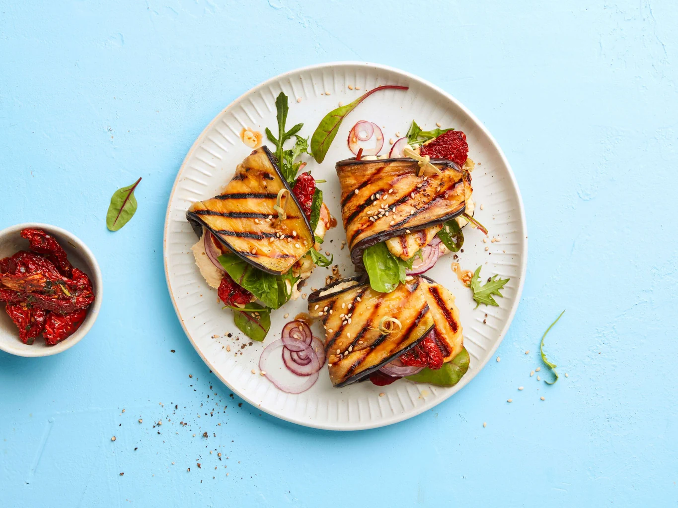 Sandwich d'aubergine au halloumi