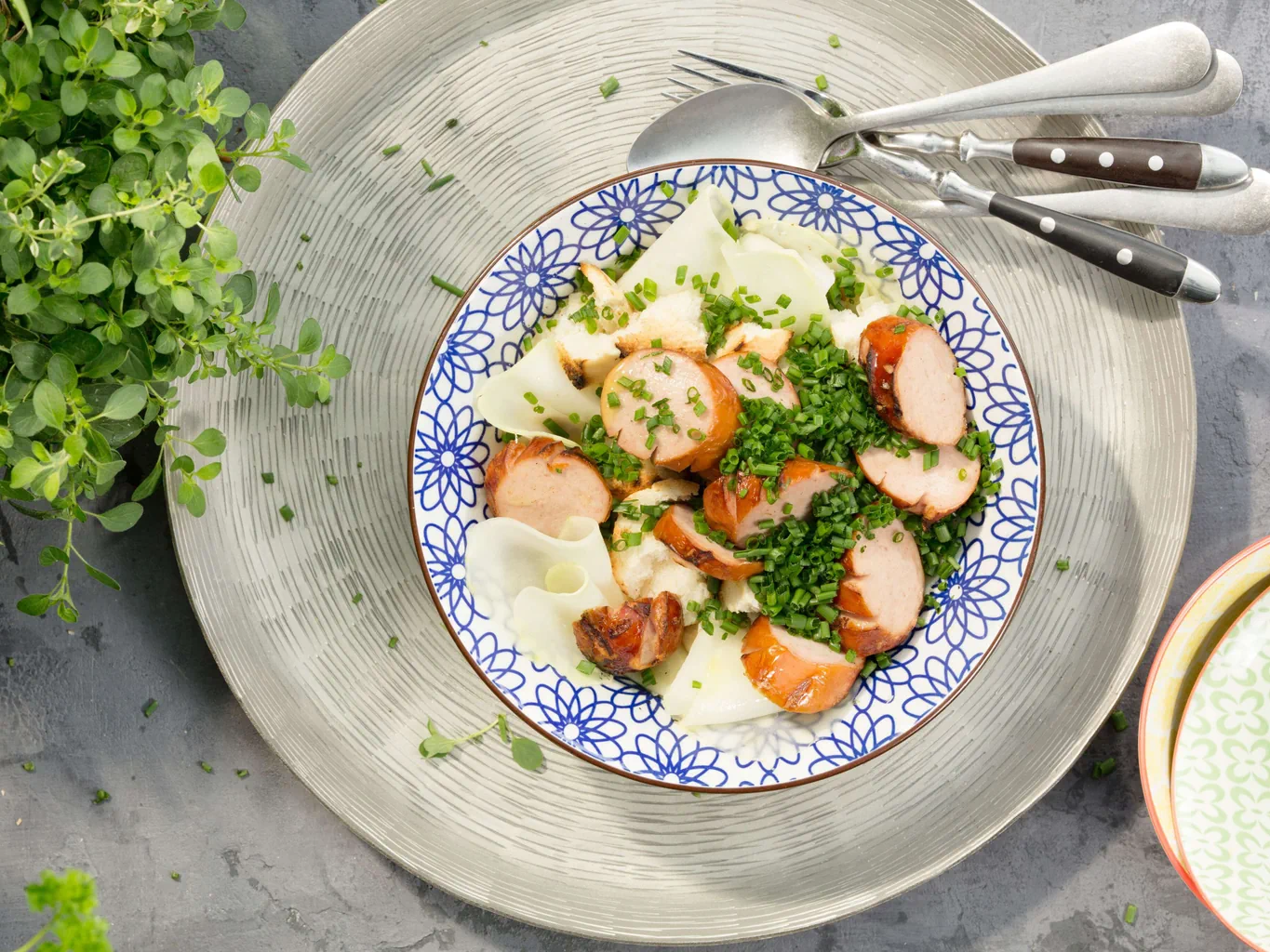 Cervelat-Kohlrabi-Salat