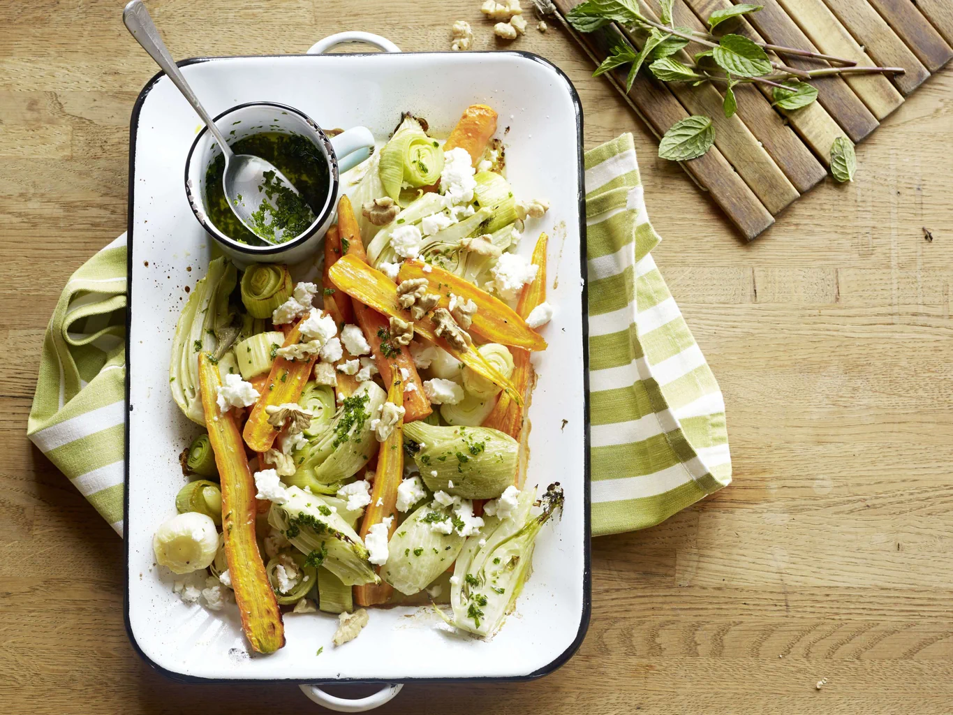 Verdure al forno con olio alle erbe