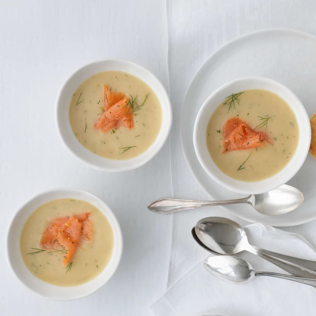 Kartoffelcremesuppe mit Limonen-Rauchlachs