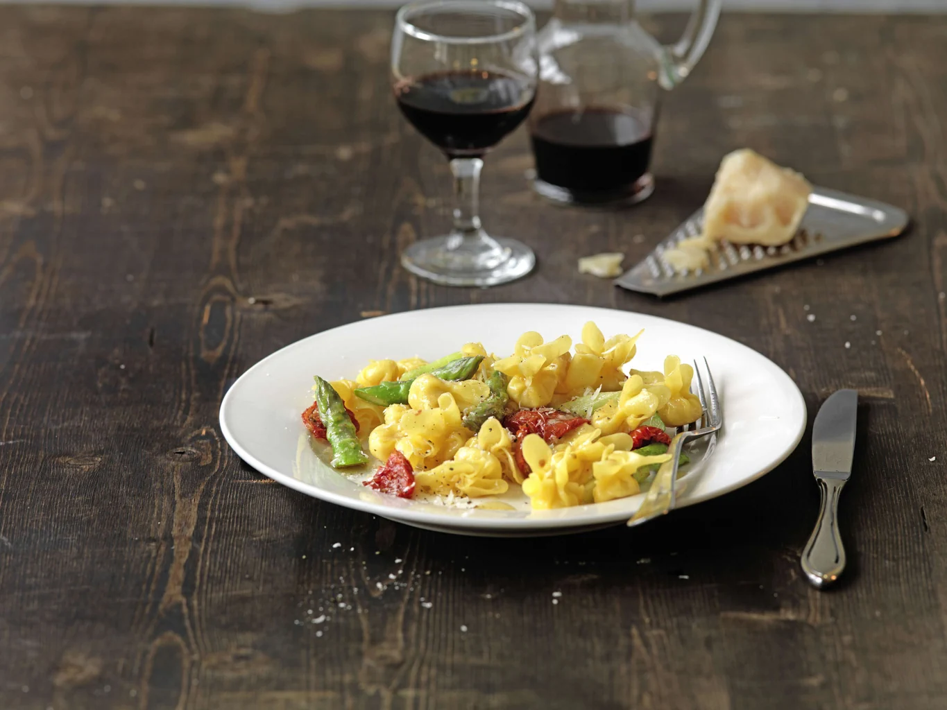 Saccottini mit Spargeln und Dörrtomaten