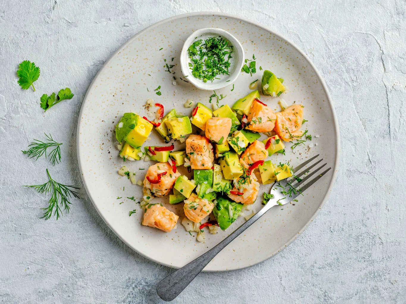 Lachs-Ceviche mit Avocado