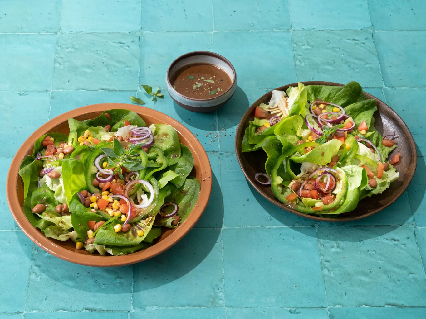 Sommersalat mit Balsamico-Honig-Dressing
