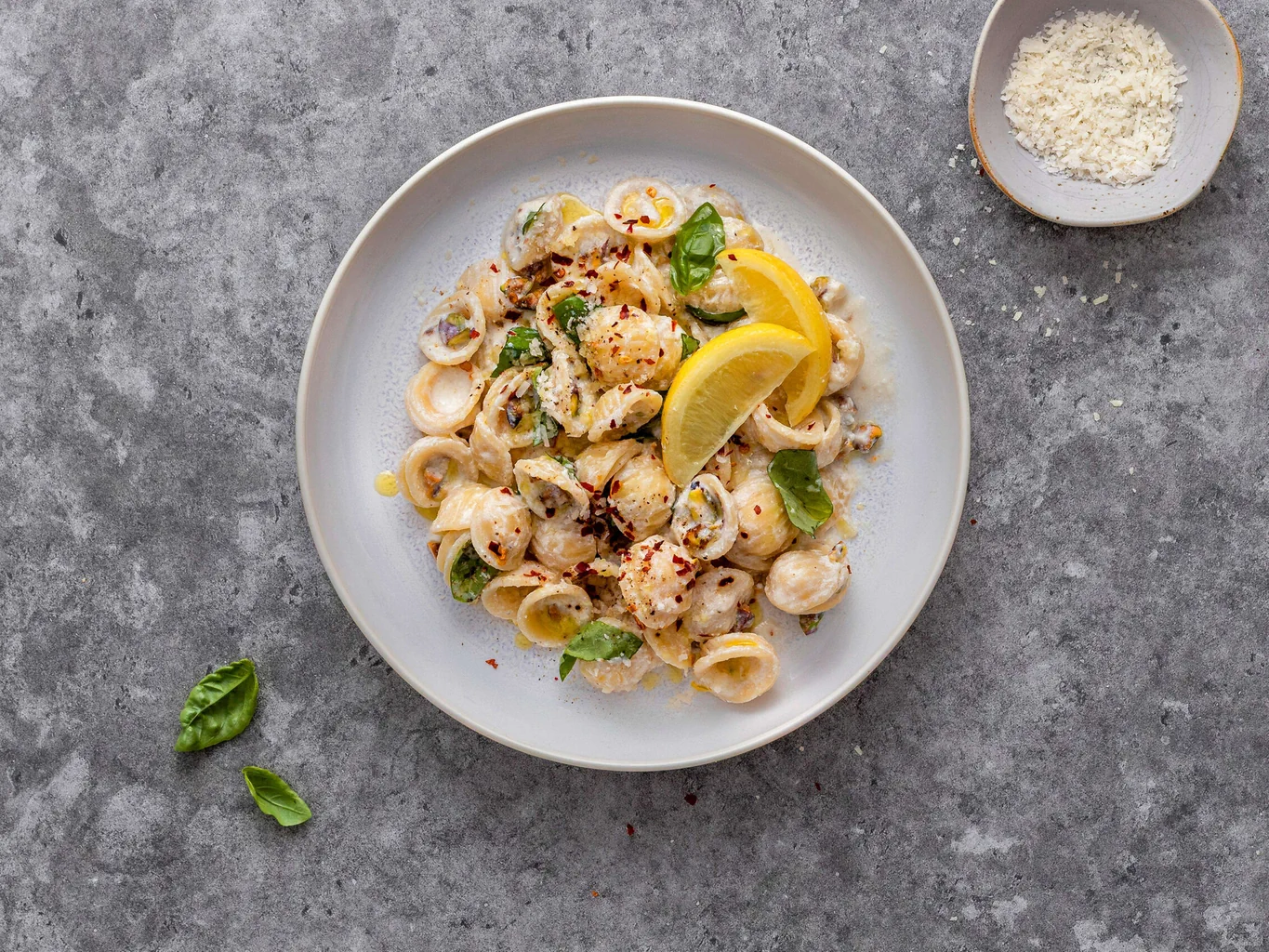 Pasta ai limoni sotto sale