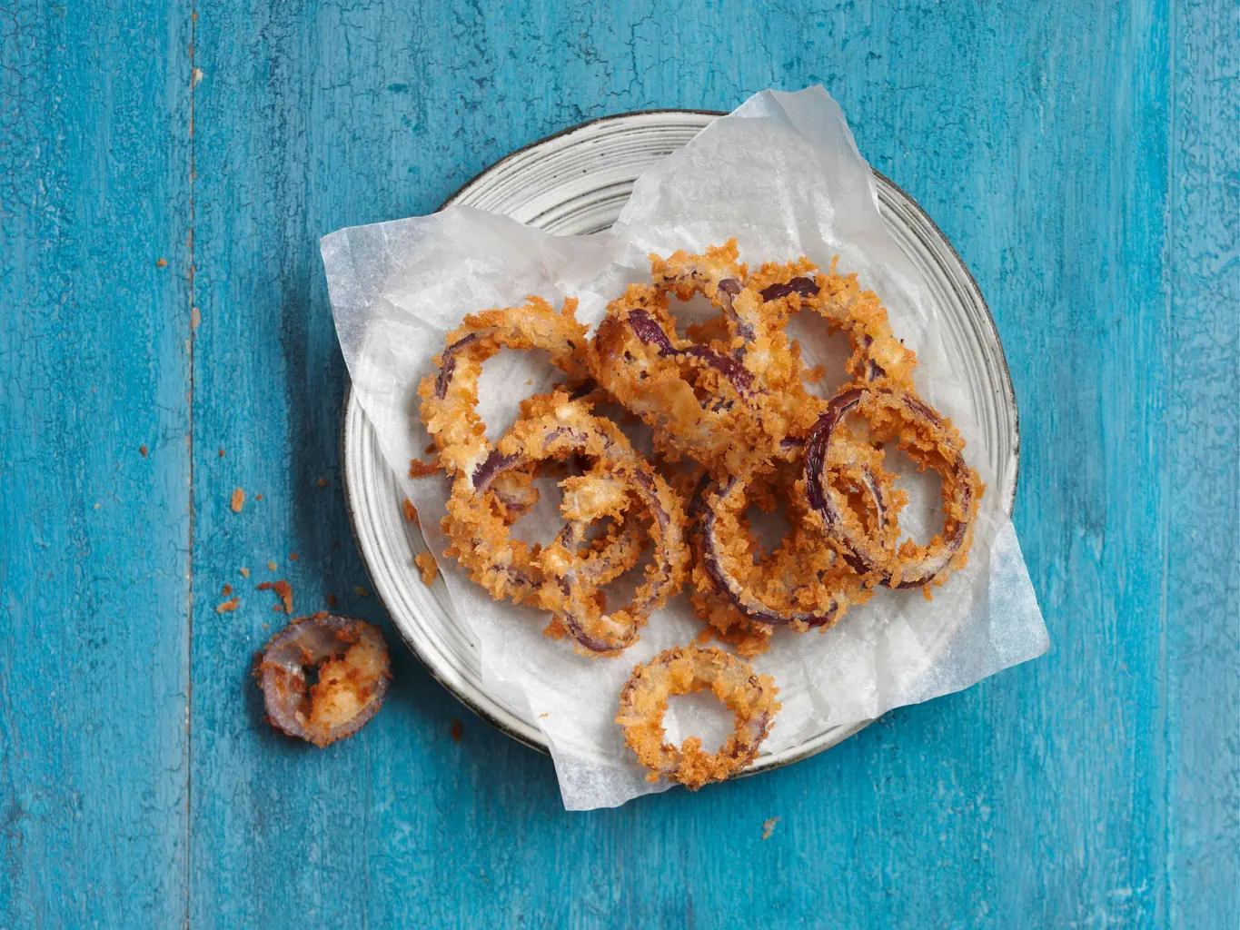 Frittierte Zwiebelringe mit Panko